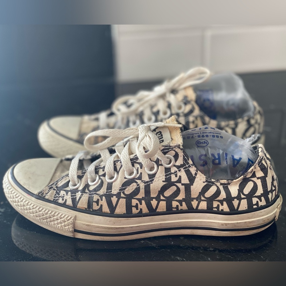Converse All Star low tops LOVE